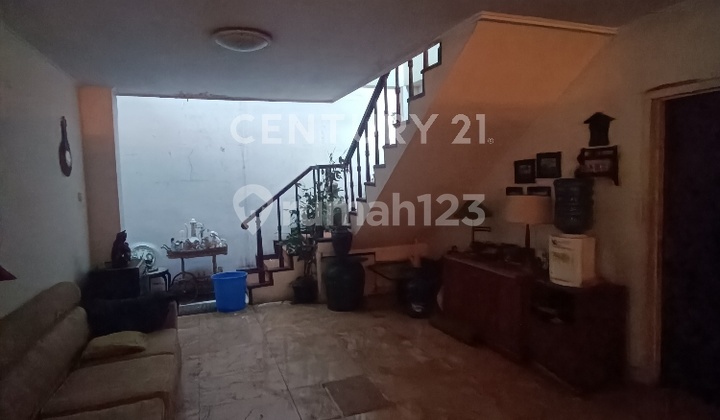 Rumah Lama Hitung Tanah Cempaka Putih Tengah 2