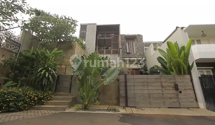 Dijual Rumah Cantik Tropical Villa di Pejaten Barat Jakarta Selatan