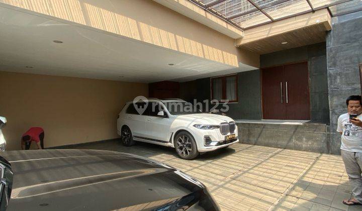 Rumah Mewah 3 Lantai Di Kawasan Elite Simprug Jakarta Selatan 2