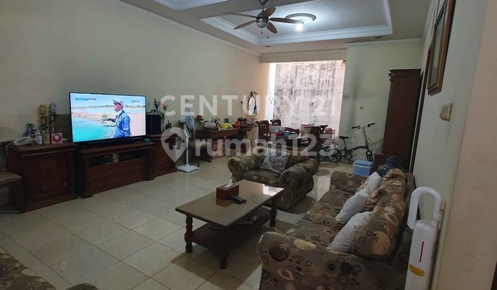 Rumah Hook Komplek Taman Malaka Duren Sawit 2