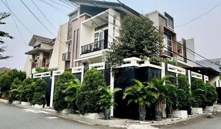 Rumah Modern Mewah Murah Di Komplek Pulomas 1