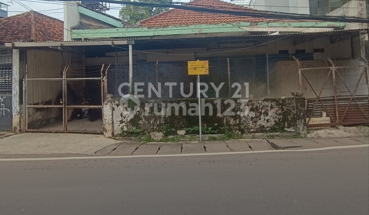 Dijual Rumah Lama LOKASI Premium Di Tanah Abang Jakarta Pusat Dijual Rumah Lama LOKASI Premium Di Tanah Abang Jakarta Pusat