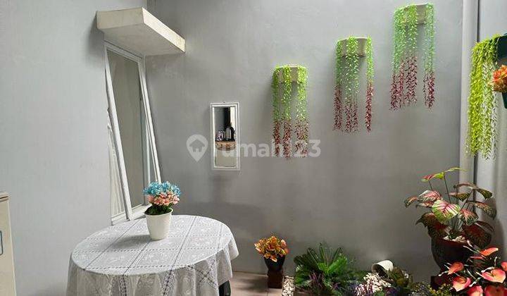 Disewakan Rumah 1 Lantai Full Furnised Dan Elektronik...Hub Ekha 085299974709 tlp/wa 3