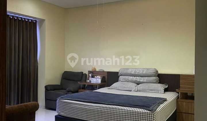 Hook House in Sector 7A Gading Serpong Furnished SHM