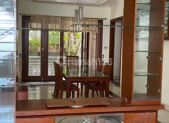 Rumah 3.5 lantai di Pluit lokasi strategis hadap jalan  2