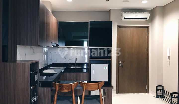 DIJUAL CEPAT APARTEMEN CIPUTRA INTERNASIONAL FULL FURNIS 1