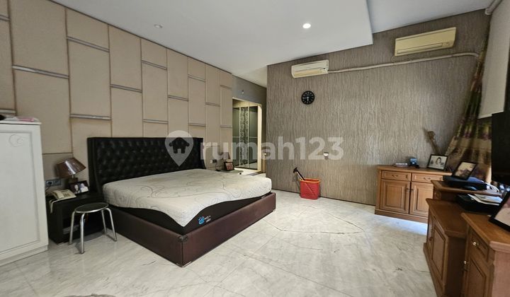 FOR RENT LUXURY HOUSE PLUIT