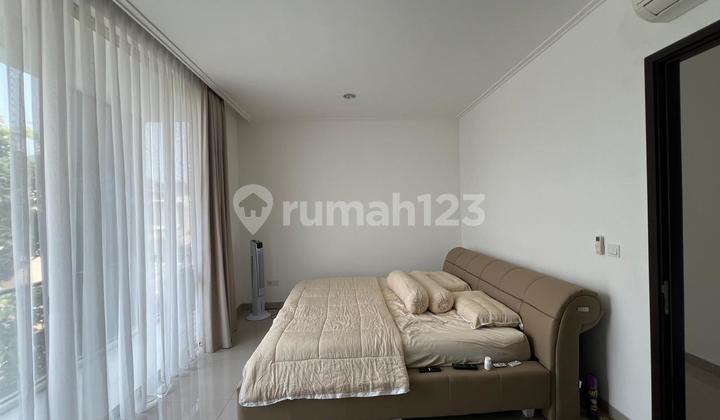 DISEWAKAN RUMAH PIK2 BAGUS,RAPI DAN SUDAH FULL FURNIS