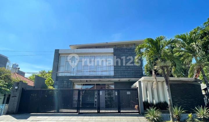 Dijual Rumah + Kantor Komersial Area Jl Gayungsari Surabaya di Jalan Utama