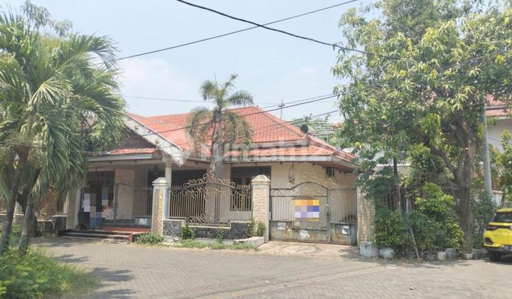 Dijual Rumah Hitung Tanah Karah Agung Surabaya Strategis Dekat Pintu Tol Gunung Sari 1