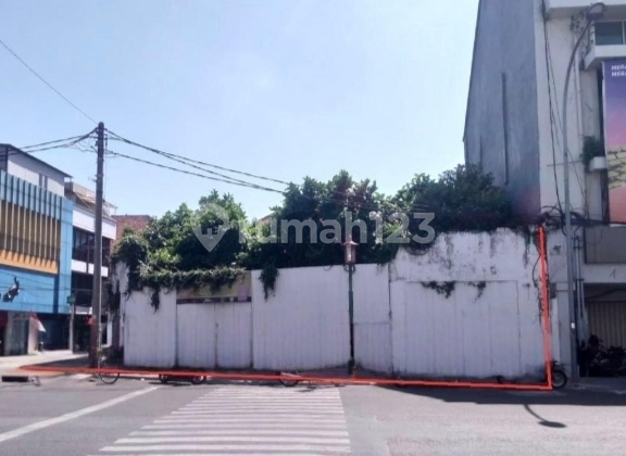 Cheap Land for Sale, Prime Location on Jl Raya Kembang Jepun, Surabaya, Right in Front of Kya-Kya Gate Cheap Land for Sale, Prime Location on Jl Raya Kembang Jepun, Surabaya, Right in Front of Kya-Kya Gate