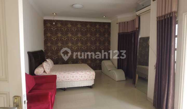 kamar tidur dijual rumah cluster tamansari persada
