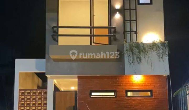 Rumah Desain Tropis Modern 2 Lantai di Timur jakarta 2