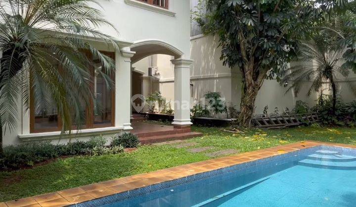 Rumah Tropical Di Kemang Jakarta Selatan Dalam Cluster 1