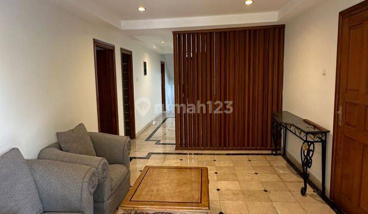 Sewa Rumah Kantor Di Kemang, Jakarta Selatan Semi Furnished  Bagus 2