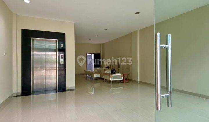  Ruko Bbc Di Mampang 4 Lantai Plus Lift Unfurnished 1