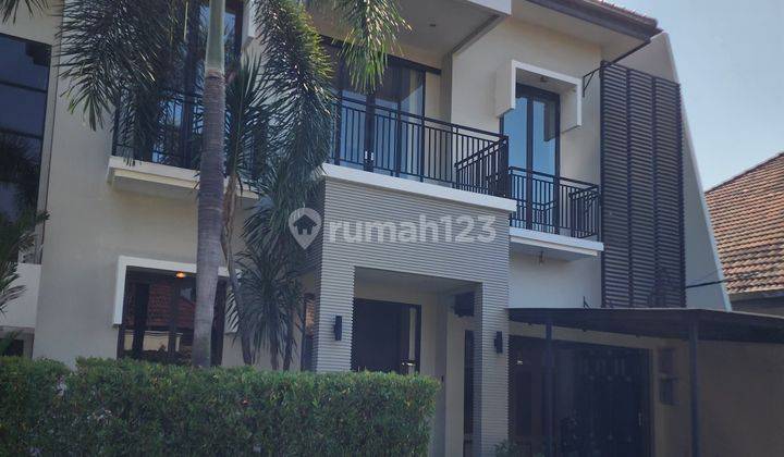  Rumah Semi Furnished Bagus Di Cipete, Jakarta Selatan 1