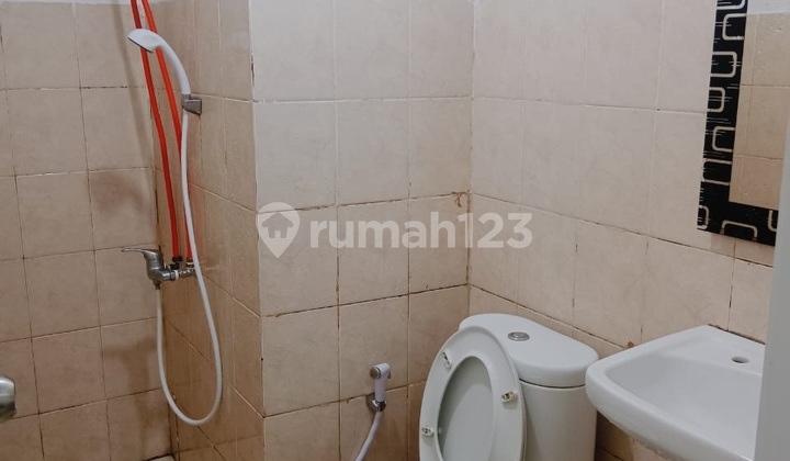 Sewa 2 Kamar Besar Furnish Apartemen Green Bay Pluit 2