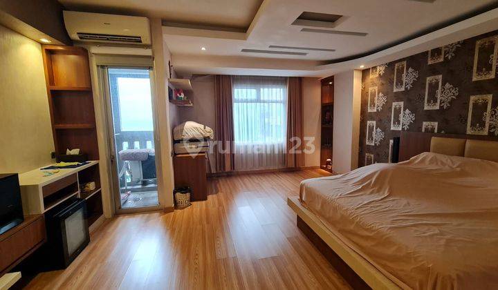 Jual 2 BR jadi studio furnish Apartemen Green Bay Pluit 2