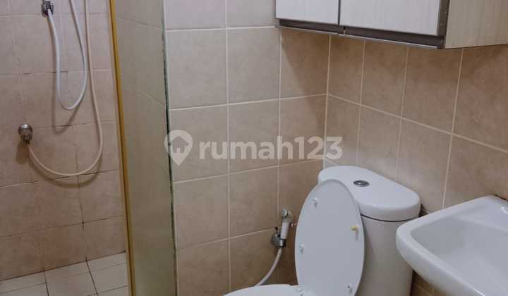 Rent 1 Furnished Room in Green Bay Pluit Apartment 2