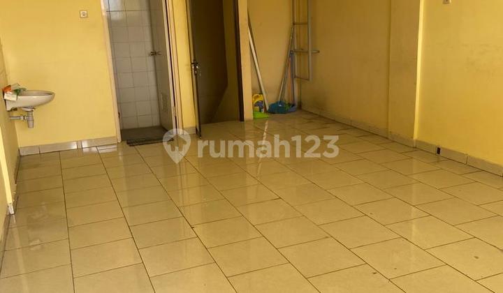Ruko 3 Lantai Siap Pakai di Jakarta Barat Sewa Jual  2