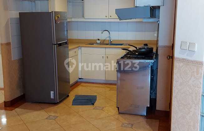 Disewakan Apartemen Taman Anggrek 2