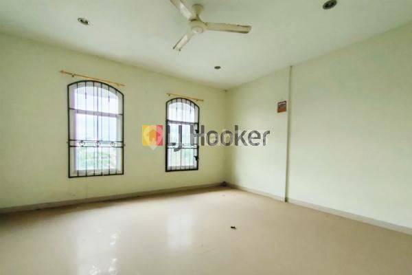 Dijual Murah Ruko di Tengah Kota Center View 3 Lantai Cocok Untuk Usaha Atau Gudang 2