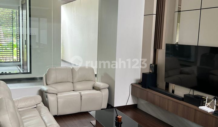 Rumah Cantik Kolam Renang Sutera Victoria Alam Sutera 2