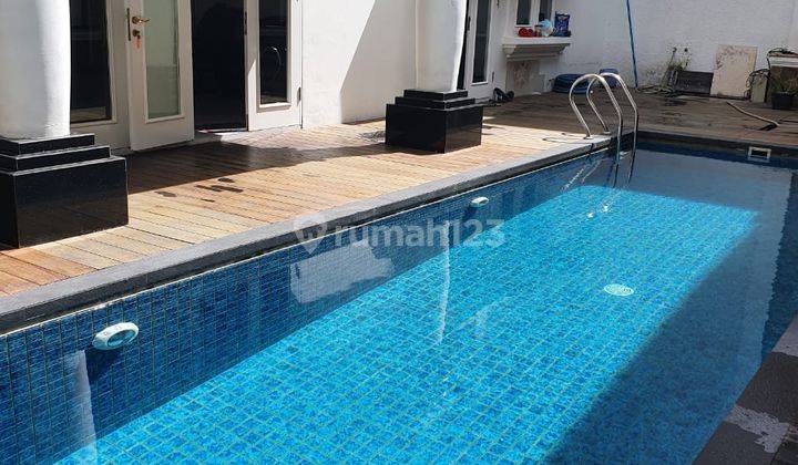 Rumah Murah Banget Kolam Renang 4 Lantai Crown PHG Gading Serpong 2