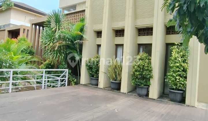 Rumah Besar Murah Siap Huni Brassia De Park Bsd City Rumah Besar Murah Siap Huni Brassia De Park Bsd City