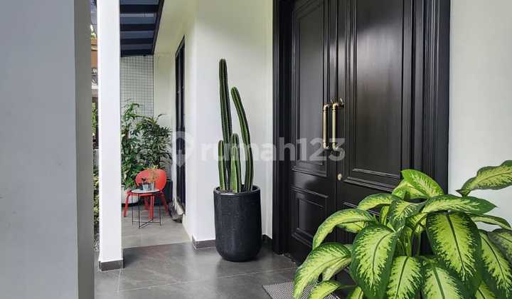 Rumah Like New Kolam Renang Tm Cendana Golf Lippo Karawaci 2