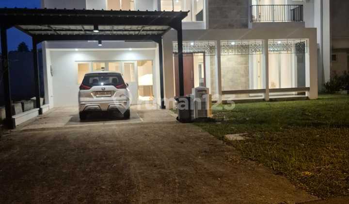 Rumah Mewah Turun Harga Kolam Renang Aruna Alam Sutera