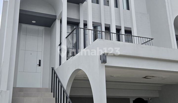 Rumah Murah Harga Bu Brand New Aether Greenwich Bsd