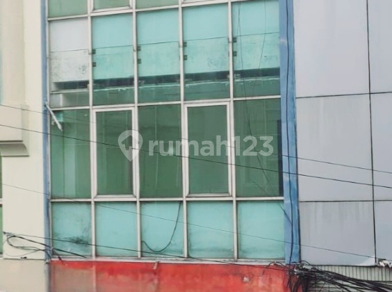 Ruko  Sultan Agung, Siap Pakai, Ada Lahan Parkir 1