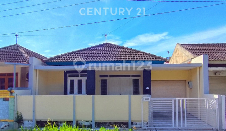 Rumah Minimalis 1 Lantai Siap Huni, Ada Garasi & Pagar. 1