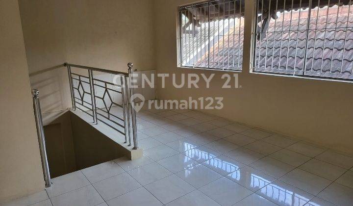 JUAL RUMAH 2LANTAI SIAP PAKAI PUSAT KOTA 2