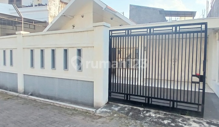 Tanah Tengah Kota Bawah Harga Pasaran Ada Bangunan Lama Terawat 1