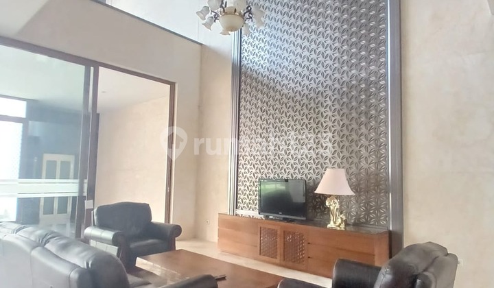 Rumah Mewah Lux istimewa Cluster Poll Lift 2