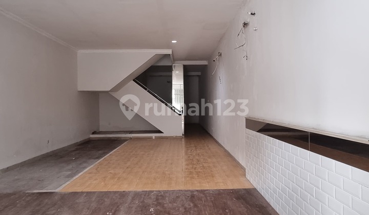 Ruko 4 Lantai Harga 2 Lantai Tengah Kota Strategis Murah 1