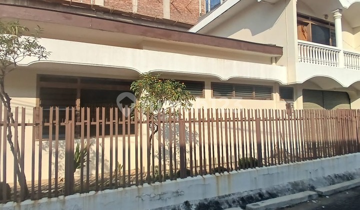 Tanah Hook Tengah Kota Strategis Masih Ada Bangunan Lama 2