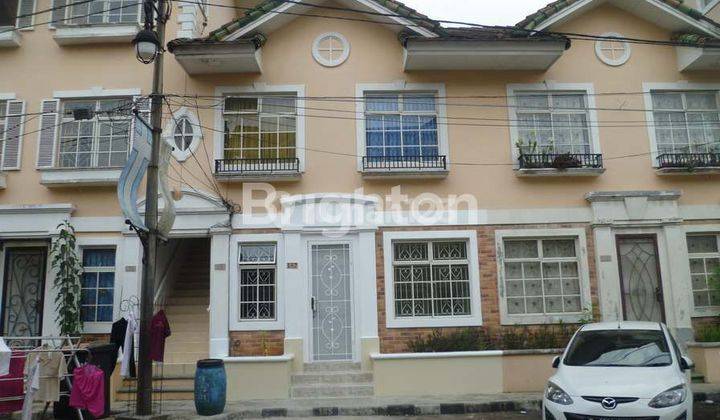 townhouse cantik full furnish di taman elok lippo karawaci tangerang 1