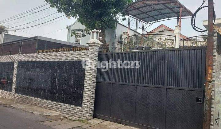 rumah rasa villa di dekat lenteng agung jakarta selatan 1