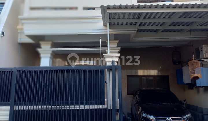 Near Merr Near Ry Kenjeran Lebak Indah Mas, Well-Maintained House Near Gm. Near Merr Near Ry Kenjeran Lebak Indah Mas, Well-Maintained House Near Gm.