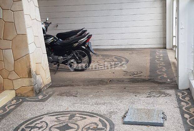 Selangkah ke MERR, RUNGKUT MADYA, UPN, Rungkut mapan timur, rmh baru renovasi cat  5