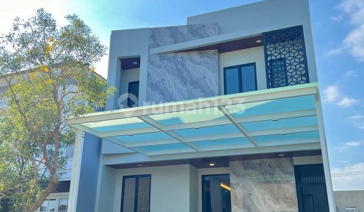 Rmh baru Arsitek Top Dian istana cluter Moca Urbana sby brt 