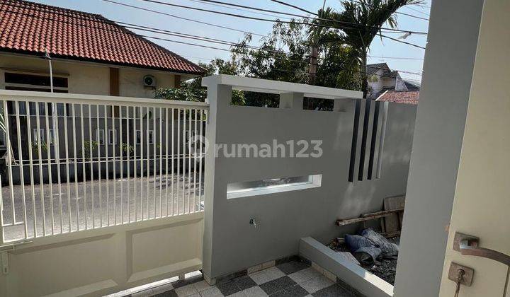 Rmh Baru Gress Minimalis, Row 4 Mbl Jemursari  Bgnan Premium  2