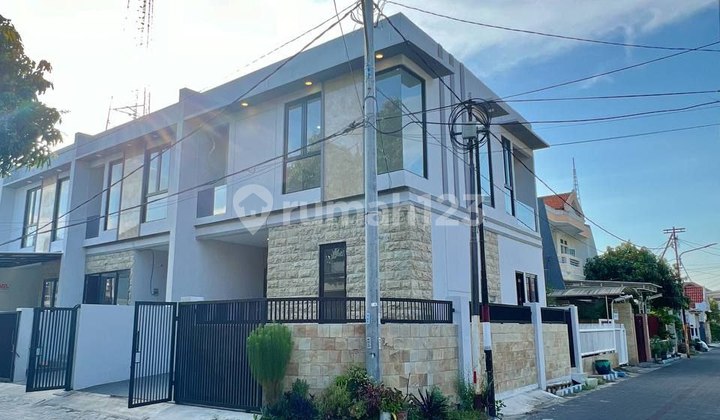 House Hook Simpang Darmo Permai South Near Pakuwon Mall 2