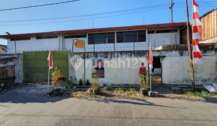 Near Juanda Gudang Tropodo Punya, 2 Access for 20 Feet Containers