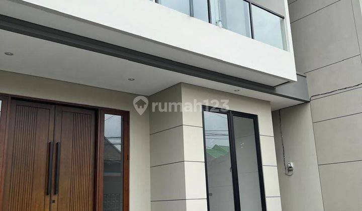 Dkt Sby Pusat Modern Minimalis Plafon 4 Mtr Smua Kmr Mandi Dlm 2