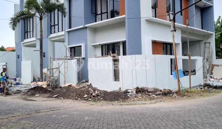 Near Ubaya New House Prapen Indah 2 Floors Owned Near Ry Jemursari 2